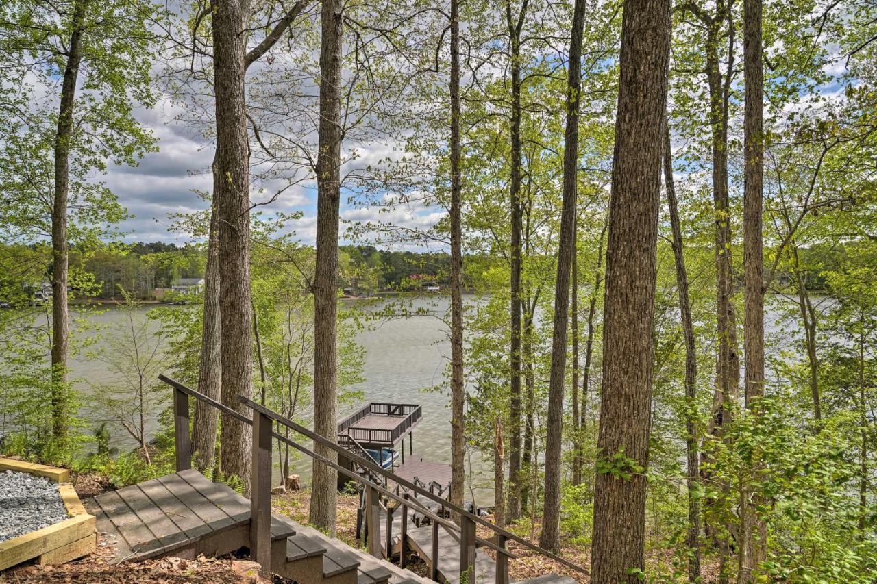 Waterfront Cottage With Boat Dock And 3 Decks! Bracey Exterior foto