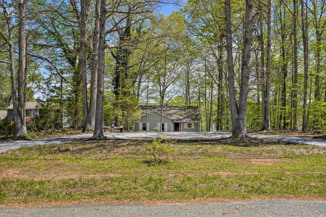 Waterfront Cottage With Boat Dock And 3 Decks! Bracey Exterior foto